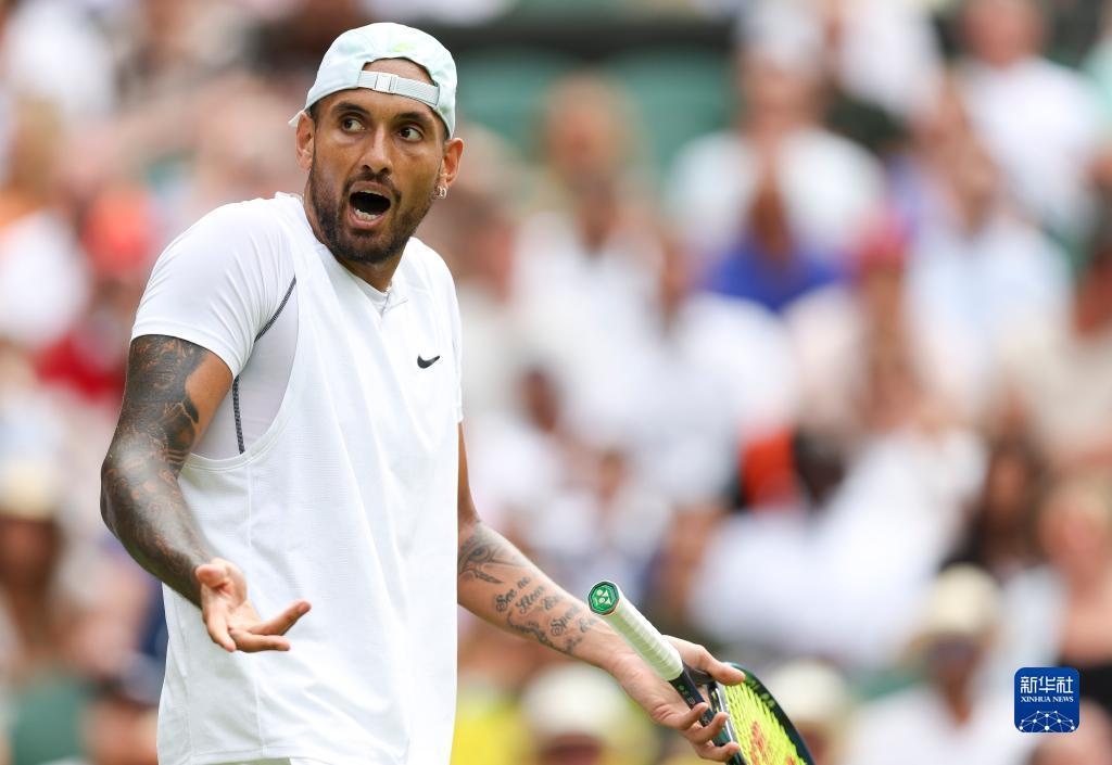 论员都为之 论员都为之