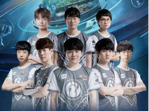 一战独造4球！梅西7场6次双响，17球领跑射手榜，巴萨4老挡不住