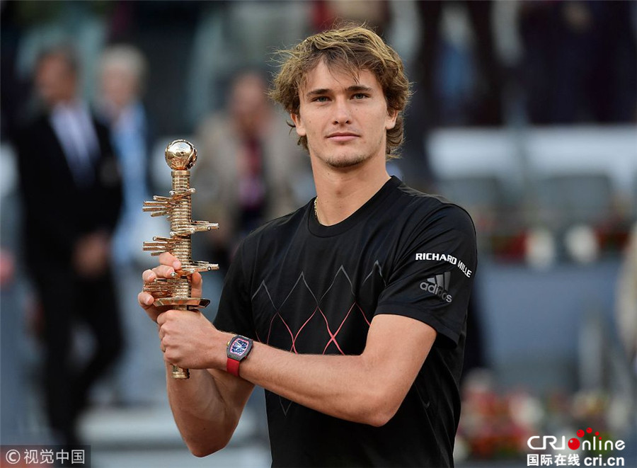 曼联承认加薪B费恐是错误，因其要走恐慌续约！欲签一人替代其位